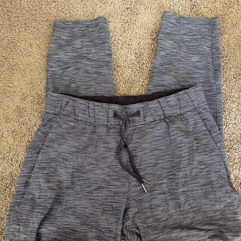 Lululemon on the fly pant
